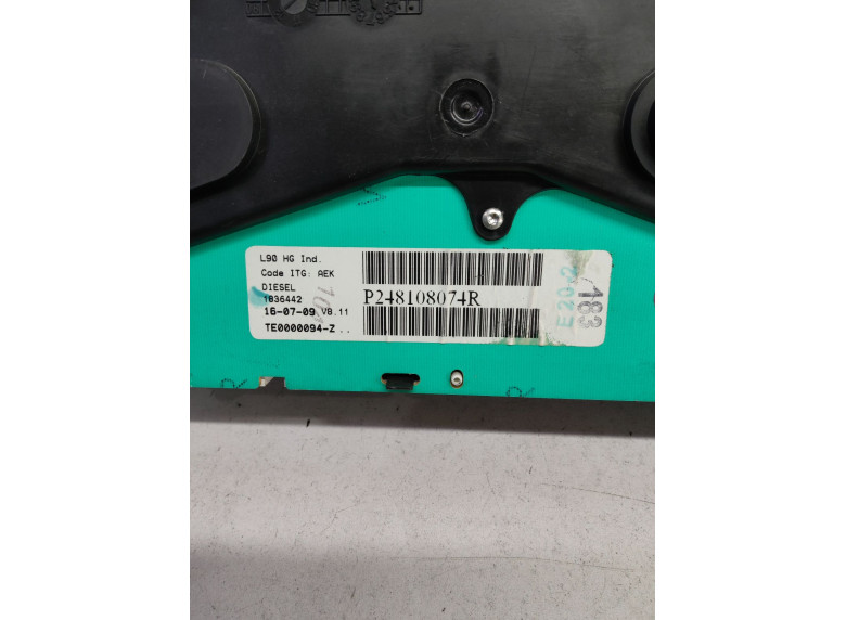 Щиток приборов (приборная панель) к Dacia Logan, 2009г.