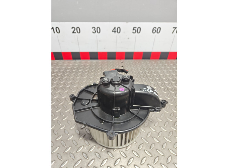 Моторчик печки к Citroen Berlingo, 2010г.