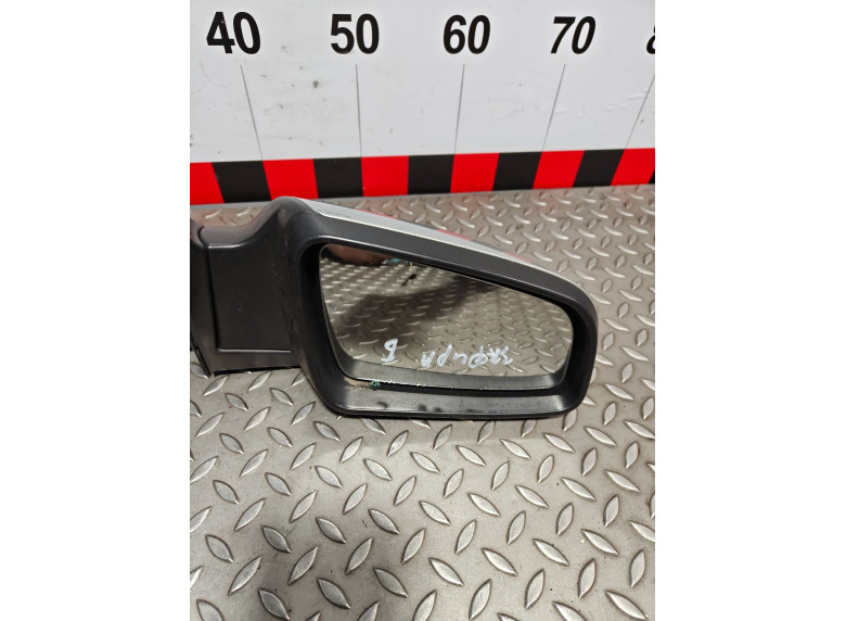 Зеркало наружное правое к Opel Zafira, 2006г.