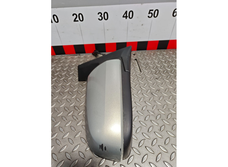 Зеркало наружное правое к Opel Zafira, 2006г.