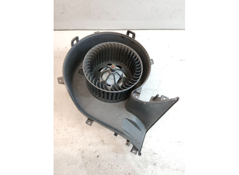 Моторчик печки к Opel Vectra, 2007г.