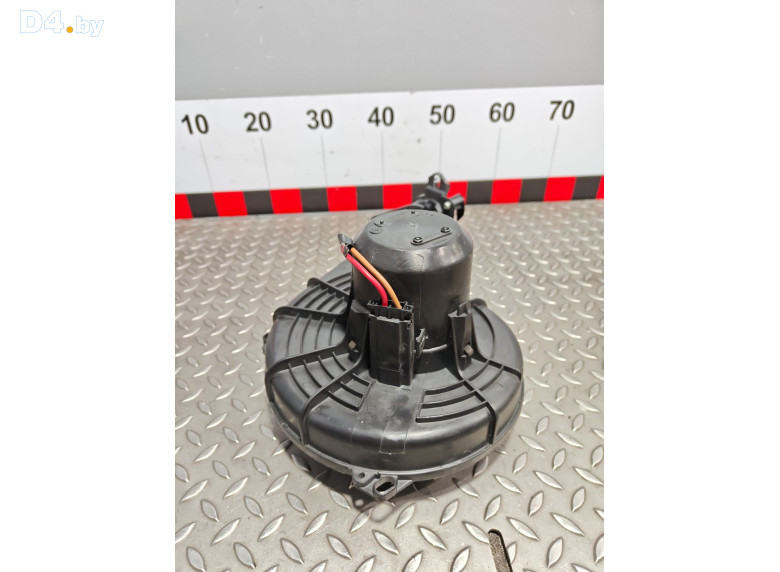 Моторчик печки к Opel Meriva 2007 г.