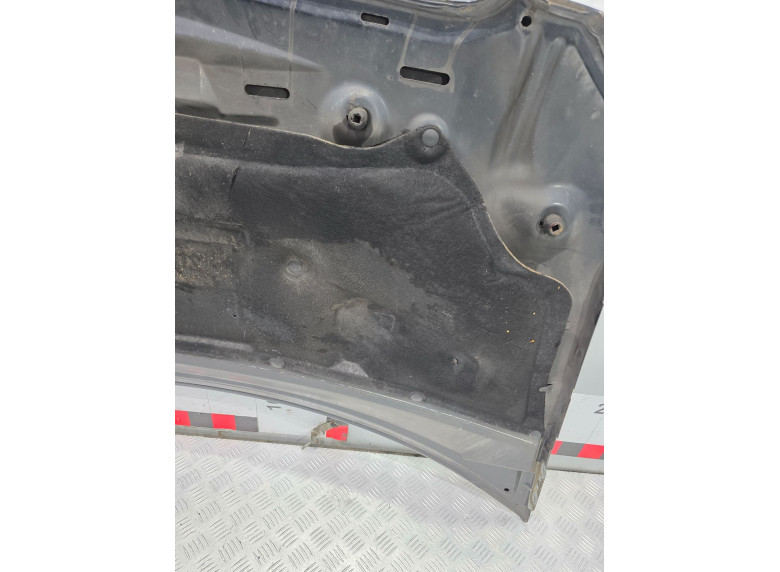 Шумоизоляция капота к Mercedes Vito W639, 2006г.