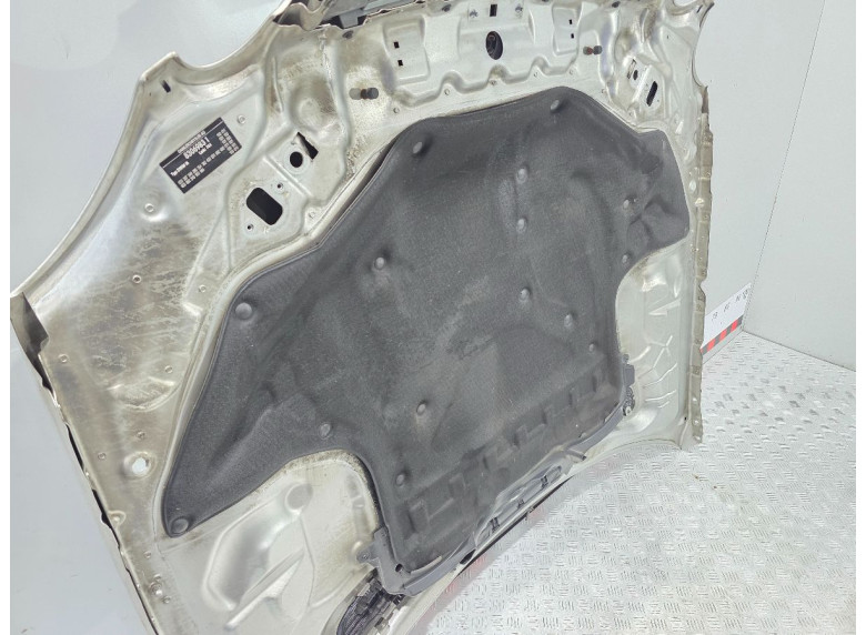 Капот к Mercedes E W211, 2005г.