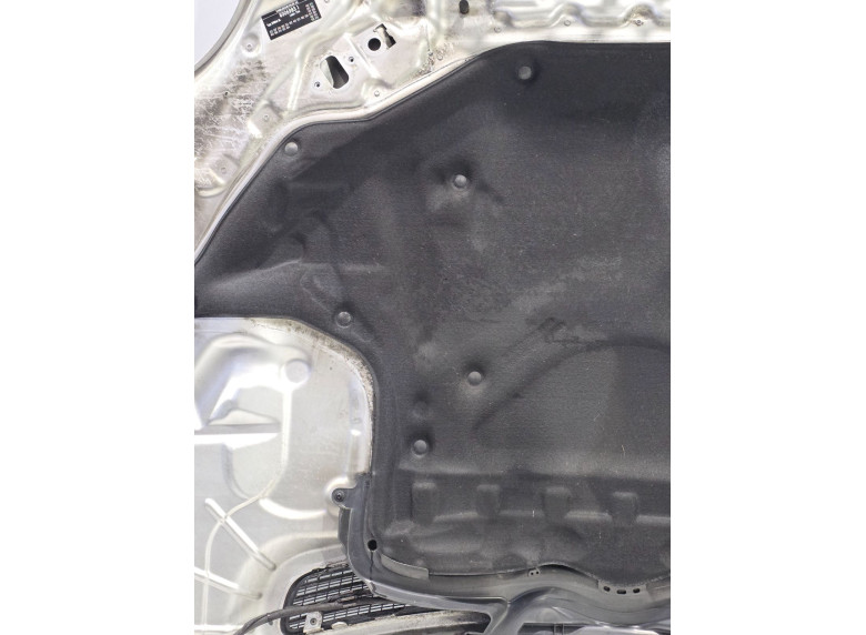 Шумоизоляция капота к Mercedes E W211, 2005г.