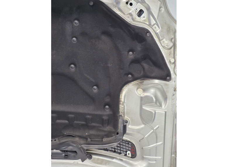 Шумоизоляция капота к Mercedes E W211, 2005г.