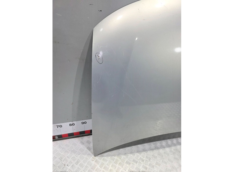 Капот к Volkswagen Passat, 1999г.