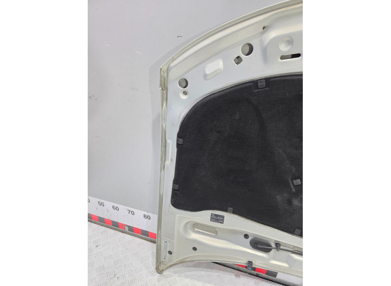 Капот к Volkswagen Passat, 1999г.