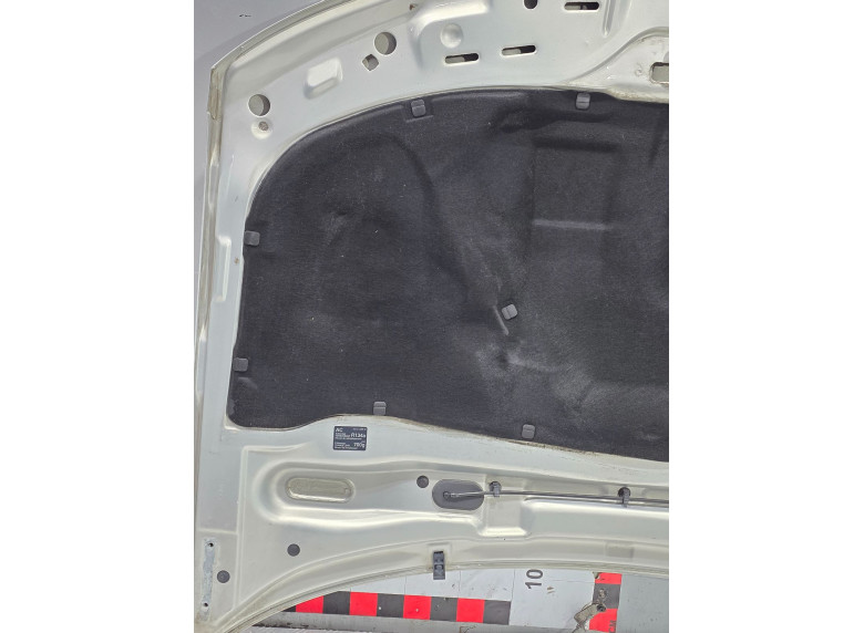 Шумоизоляция капота к Volkswagen Passat, 1999г.