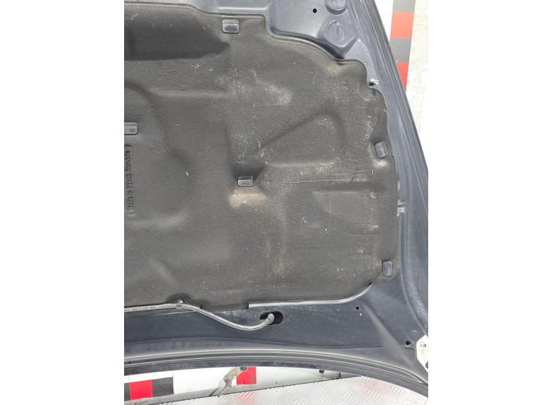 Шумоизоляция капота к Volvo V50, 2007г.