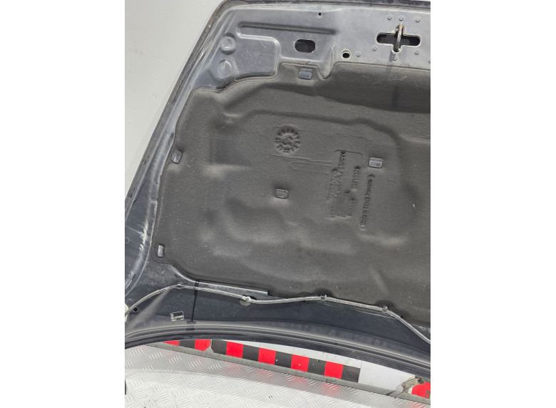 Шумоизоляция капота к Volvo V50, 2007г.