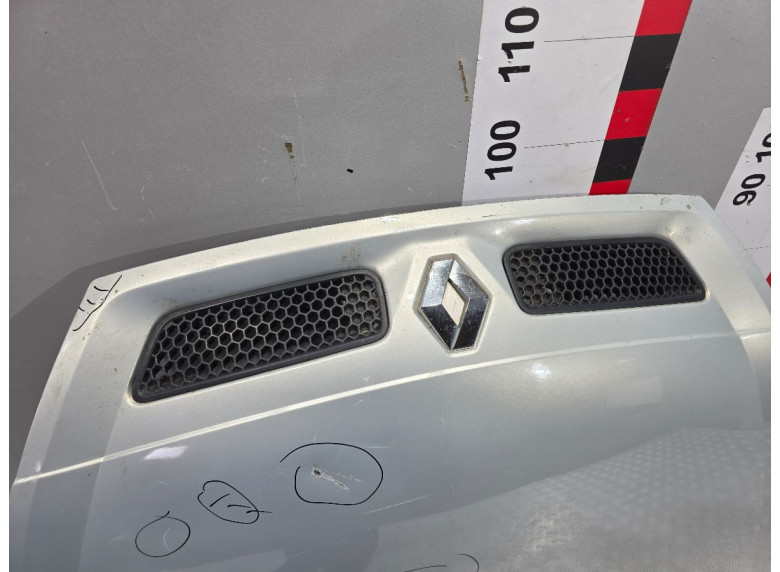 Капот к Renault Scenic, 2001г.