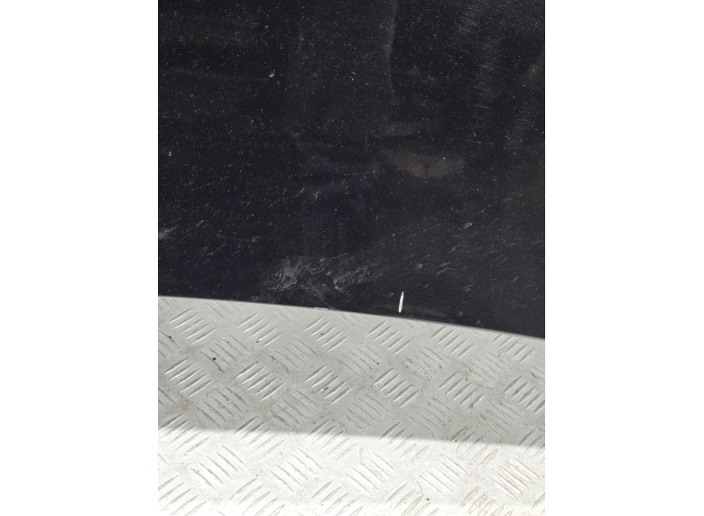 Капот к Volkswagen Passat, 2006г.