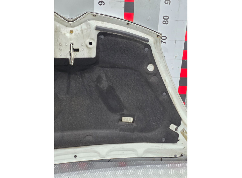 Шумоизоляция капота к Citroen C4 Picasso, 2012г.