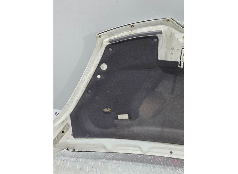 Шумоизоляция капота к Citroen C4 Picasso, 2012г.