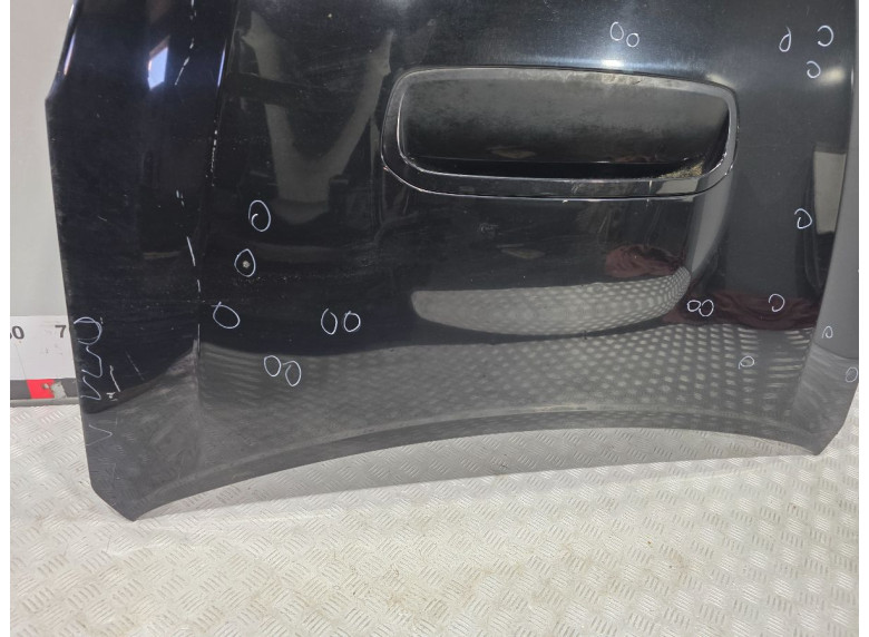 Капот к Subaru Legacy, 2011г.