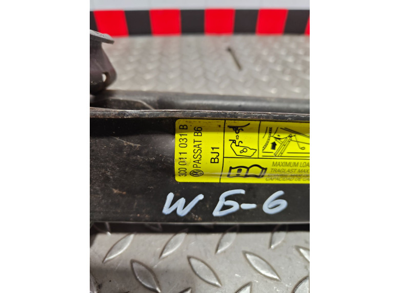 Домкрат к Volkswagen Passat, 2007г.