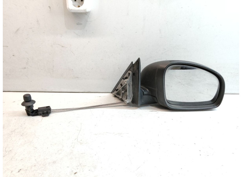 Зеркало наружное правое к Skoda Fabia, 2008г.
