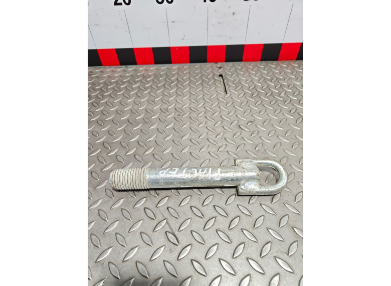 Крюк буксировочный к Renault Master, 2011г.