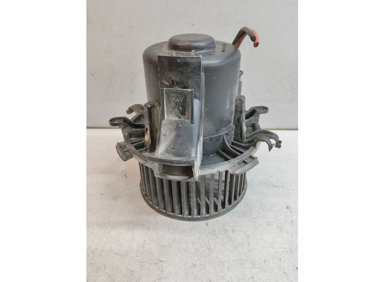 Моторчик печки к Renault Master, 2008г.