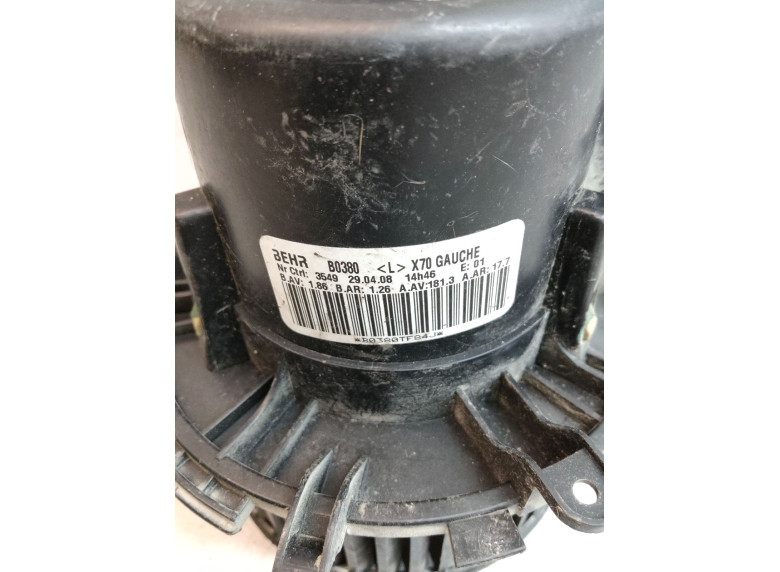 Моторчик печки к Renault Master, 2008г.