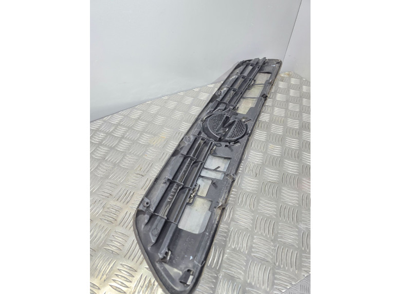 Решетка радиатора к Opel Meriva, 2006г.