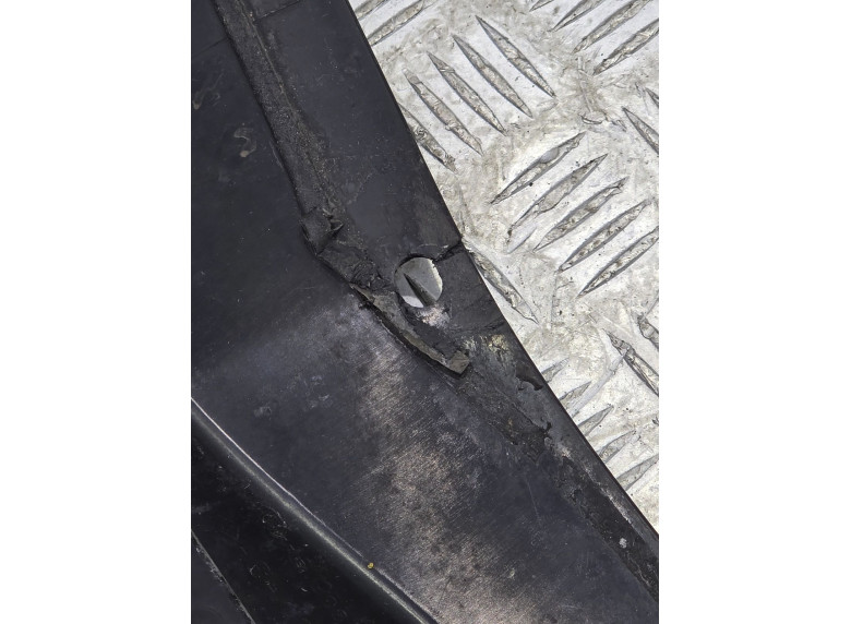 Решетка радиатора к Opel Astra, 2005г.