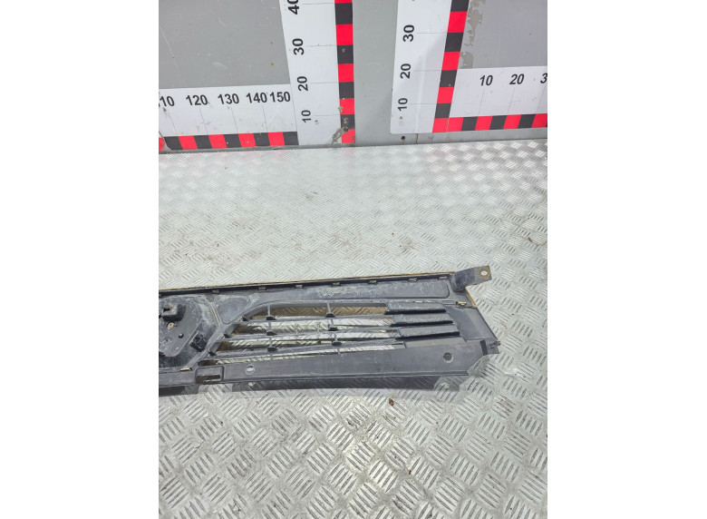 Решетка радиатора к Renault Master, 2007г.