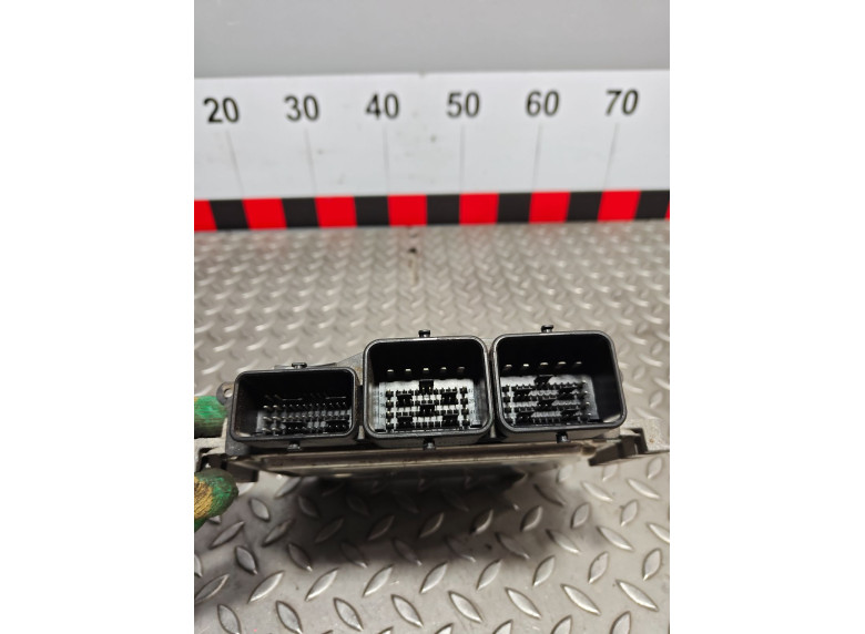 Блок управления двигателем к Citroen C4, 2013г.