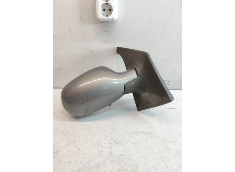 Зеркало наружное правое к Renault Scenic, 2002г.
