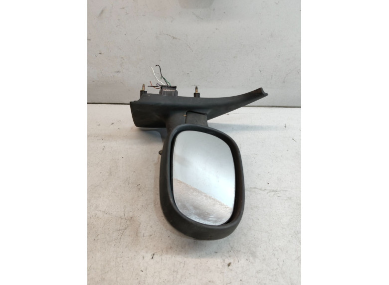 Зеркало наружное правое к Renault Scenic, 2002г.