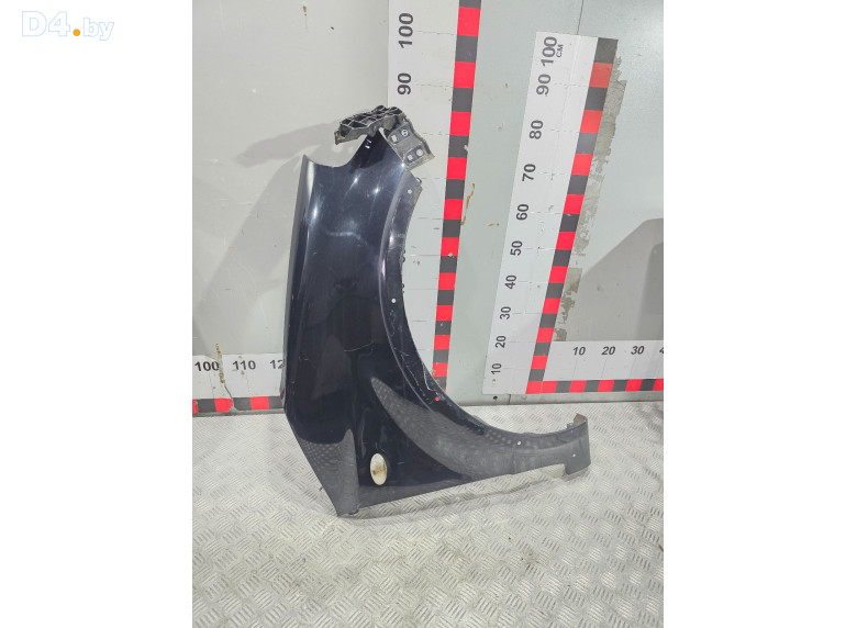 Крыло переднее правое к Suzuki SX4 2008 г.