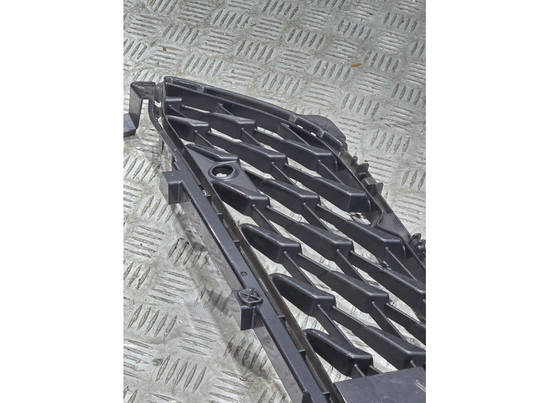 Заглушка (решетка) в бампер передний к Cupra Born, 2023г.