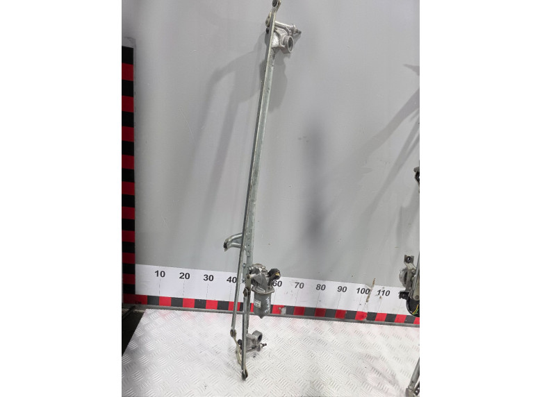 Механизм стеклоочистителя (трапеция дворников) к Opel Zafira, 2008г.