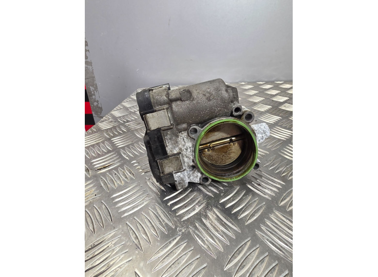 Заслонка дроссельная к Volkswagen Passat, 2010г.