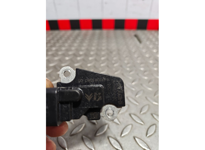 Расходомер воздуха к Citroen C4 Picasso, 2015г.