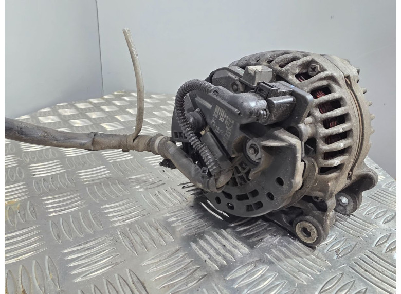 Генератор к Volkswagen Passat, 2010г.