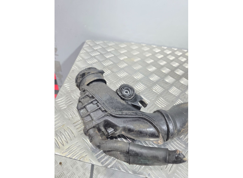 Патрубок интеркулера к Volkswagen Passat, 2010г.