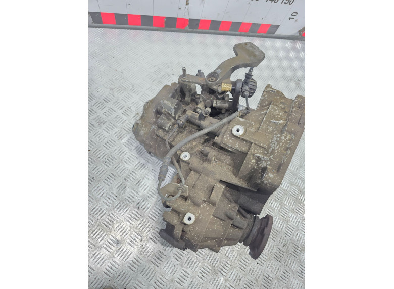 КПП механическая (МКПП) к Volkswagen Passat, 2010г.