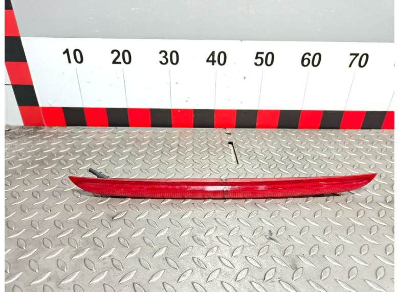 Стоп-сигнал к Volkswagen Touareg, 2004г.