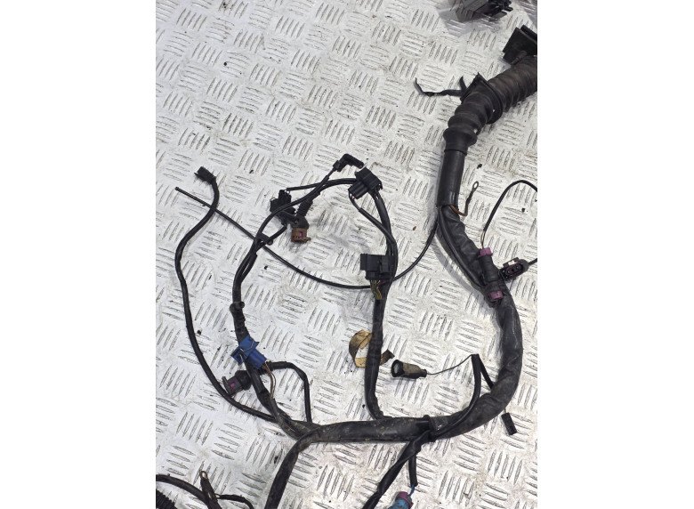 Проводка двигателя к Audi A4, 1998г.