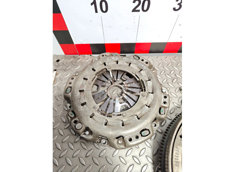 Комплект сцепления к Mercedes Vito W639, 2006г.