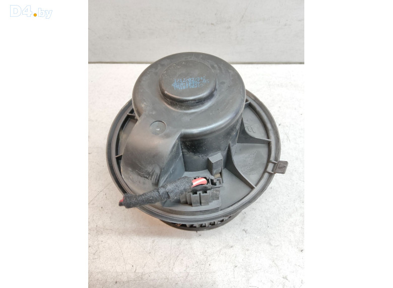 Моторчик печки к Ford Galaxy 2002 г.