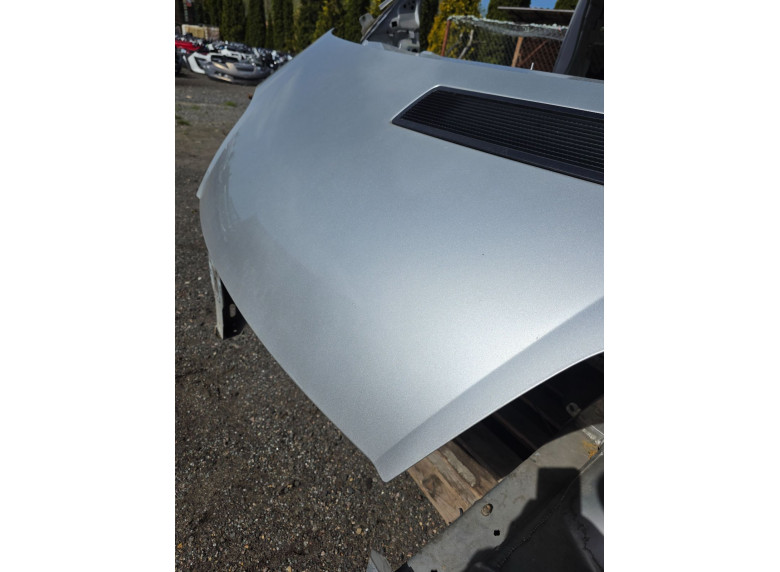 Капот к Nissan Primastar, 2004г.