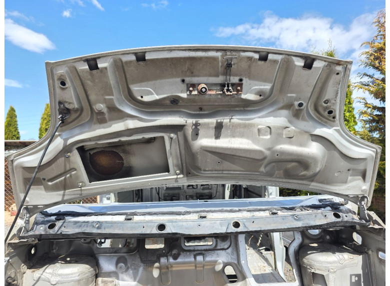 Капот к Nissan Primastar, 2004г.