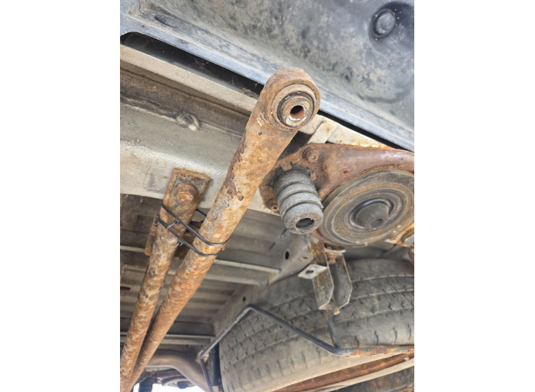 Стабилизатор подвески (поперечной устойчивости) задний к Renault Trafic, 2004г.