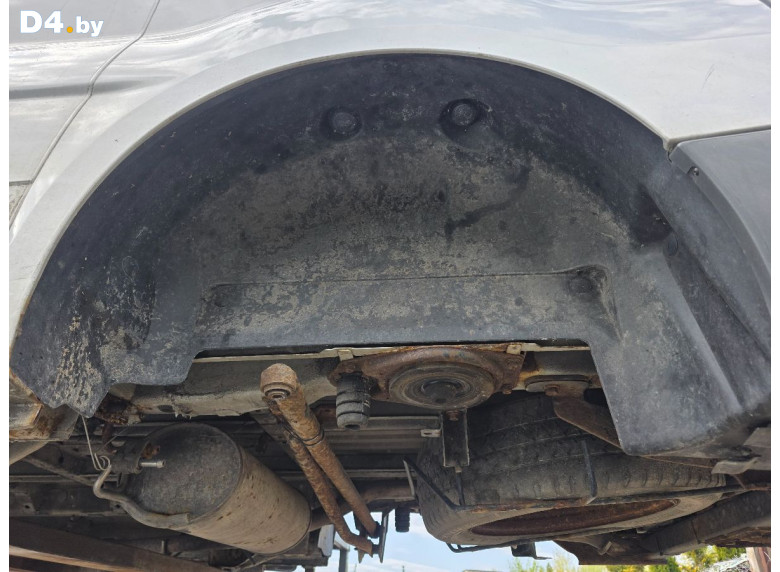 Защита арок задняя левая (подкрылок) к Opel Vivaro 2004 г.