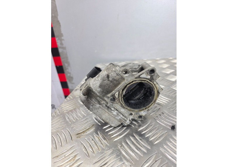 Заслонка дроссельная к Volkswagen Golf, 2005г.