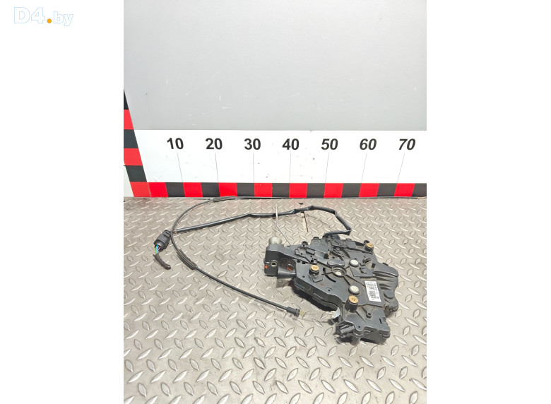 Замок двери сдвижной к Volkswagen Transporter 2010 г.