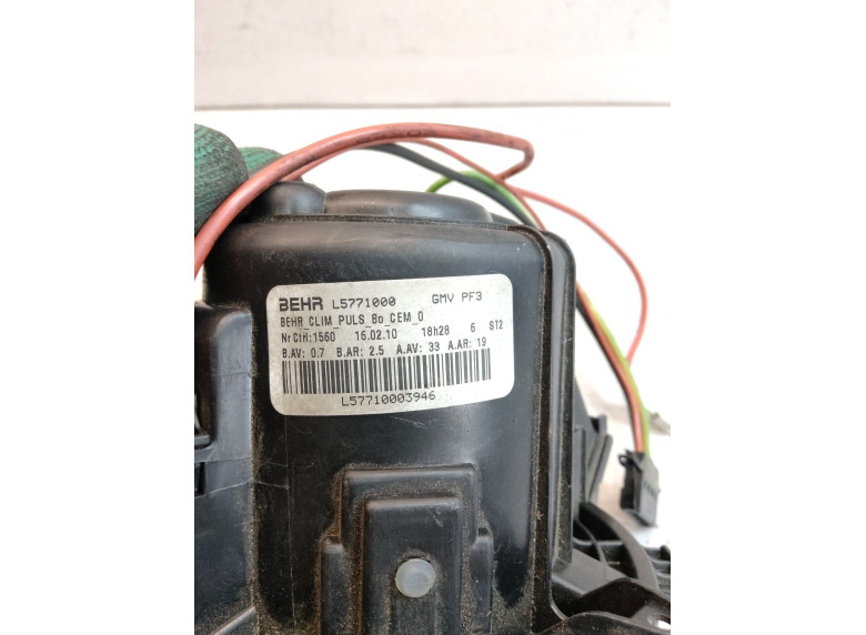 Моторчик печки к Citroen C5, 2010г.